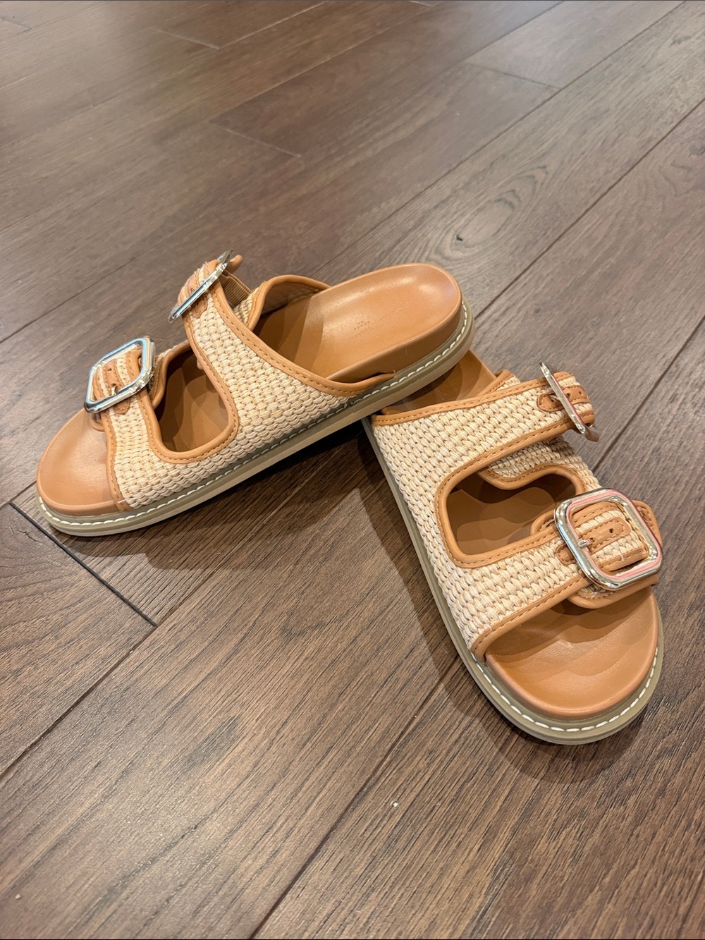 Universal Thread Woven Slide Sandals with Buckle Detail - Tan Size 8 - C72-004